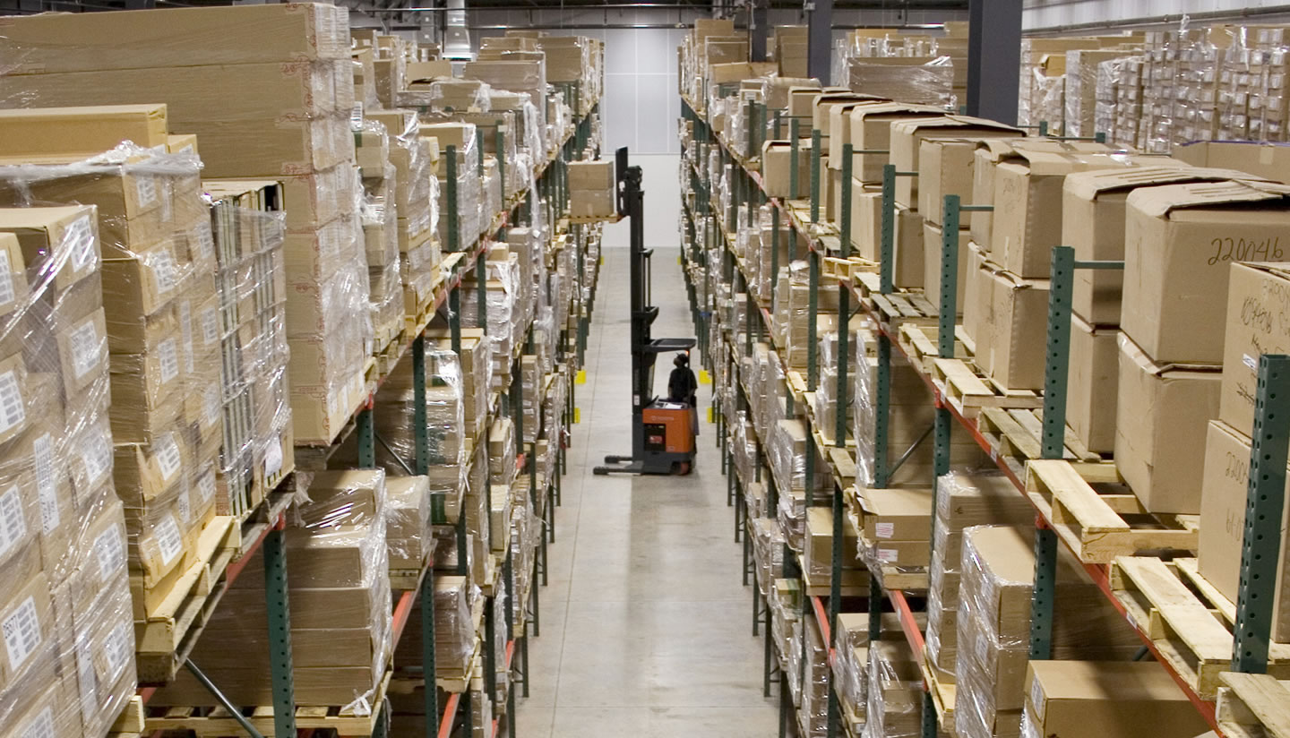 DISTRIBUCIÓN DE MERCADERÍA EN ALMACENAMIENTO DISTRIBUCIÓN DE MERCADERÍA EN ALMACENAMIENTO